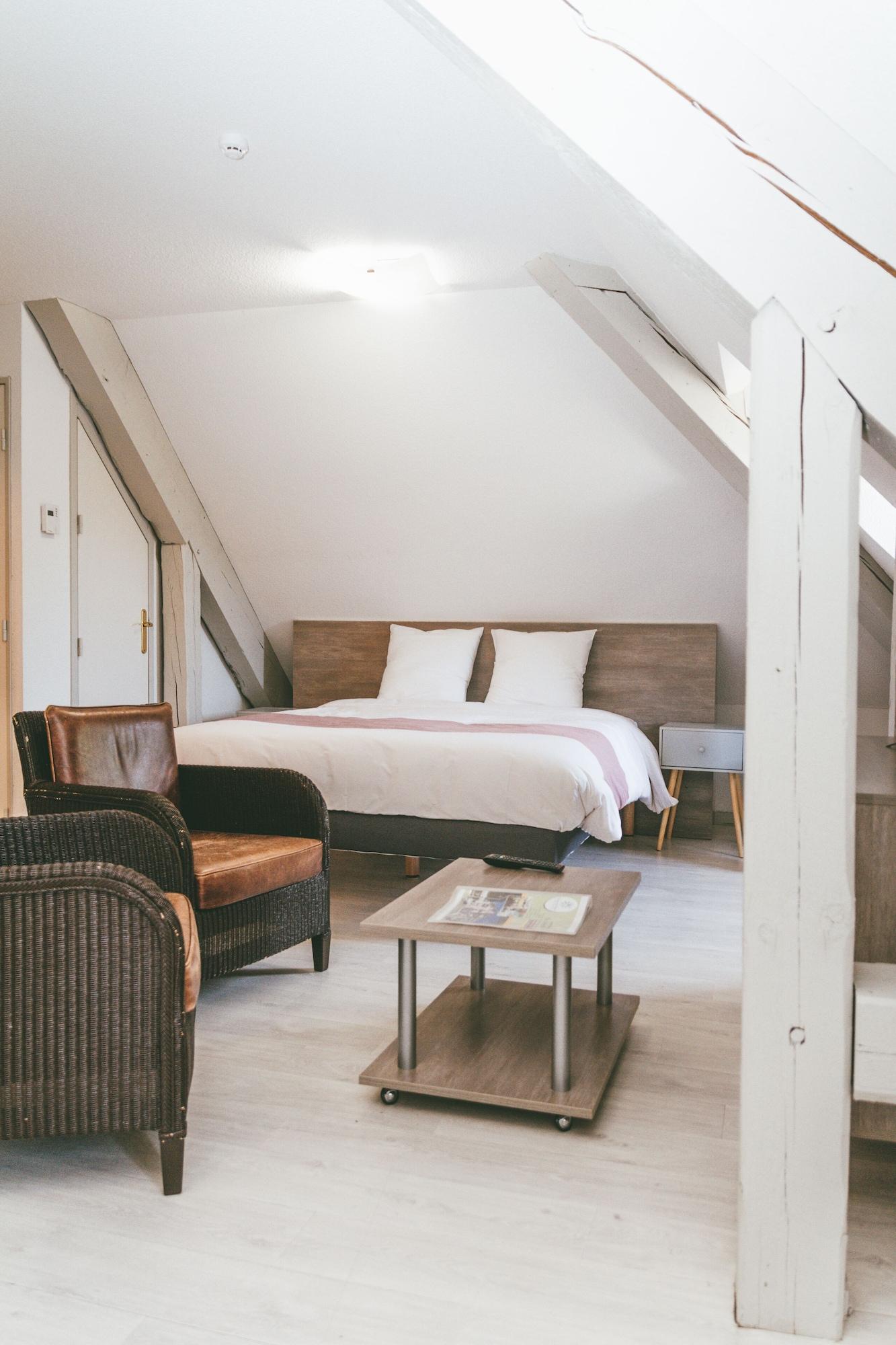 Terres De France - Appart'Hotel Le Splendid Алвар Екстериор снимка