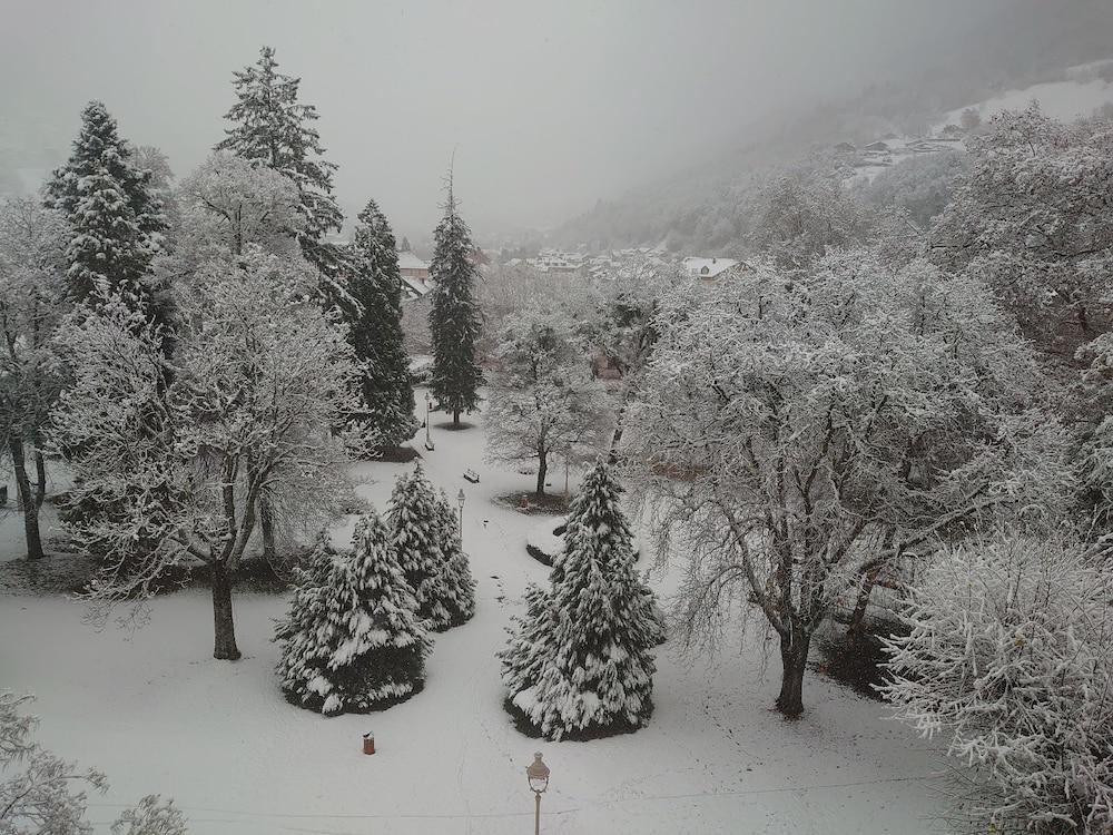 Terres De France - Appart'Hotel Le Splendid Алвар Екстериор снимка