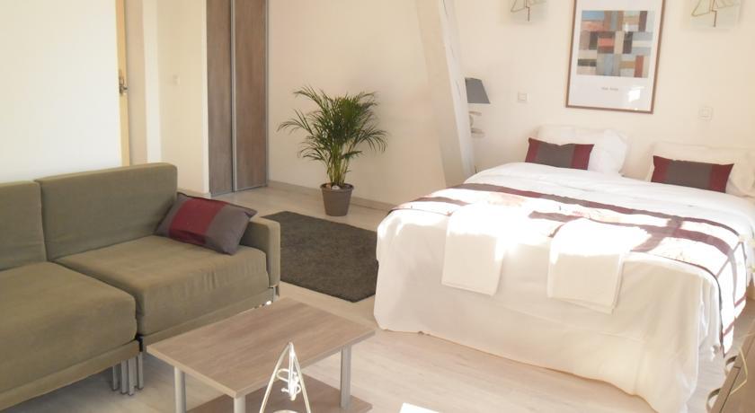 Terres De France - Appart'Hotel Le Splendid Алвар Екстериор снимка