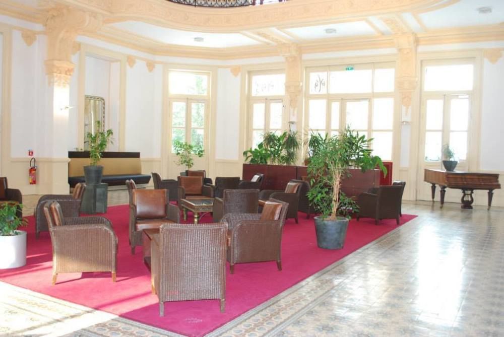 Terres De France - Appart'Hotel Le Splendid Алвар Екстериор снимка