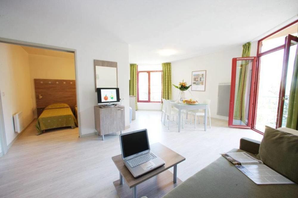 Terres De France - Appart'Hotel Le Splendid Алвар Екстериор снимка